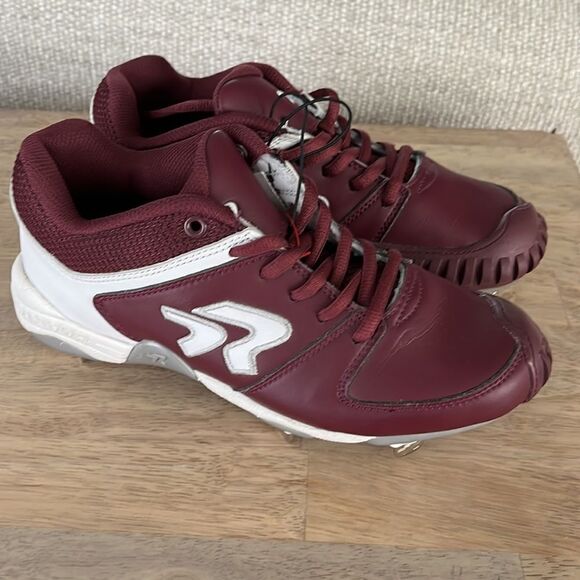 Ringor Women's Flite Pitching Toe Softball Cleats, 5.5, Maroon NWOB - Picture 2 of 7